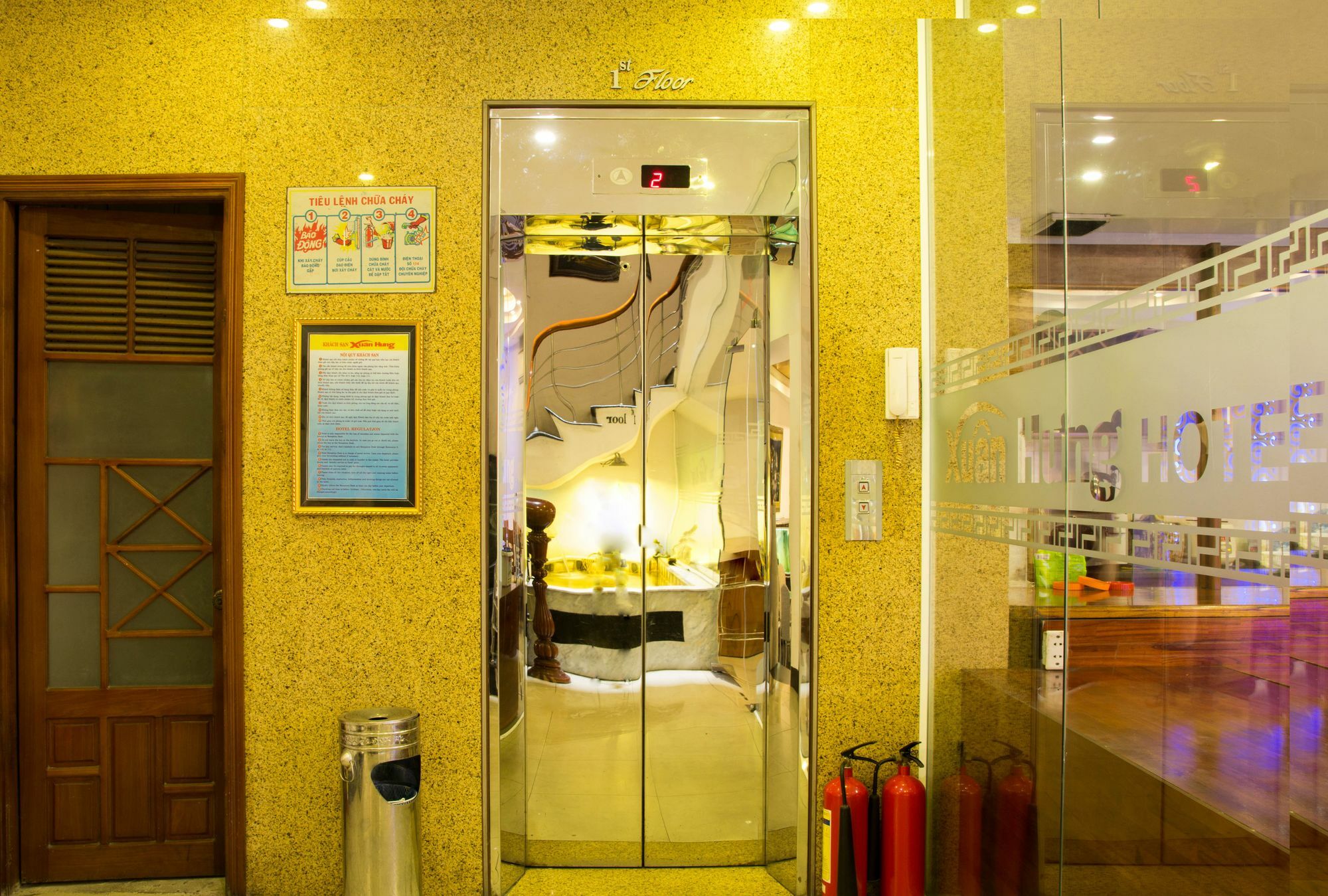 Xuan Hung Hotel Дананг Екстер'єр фото